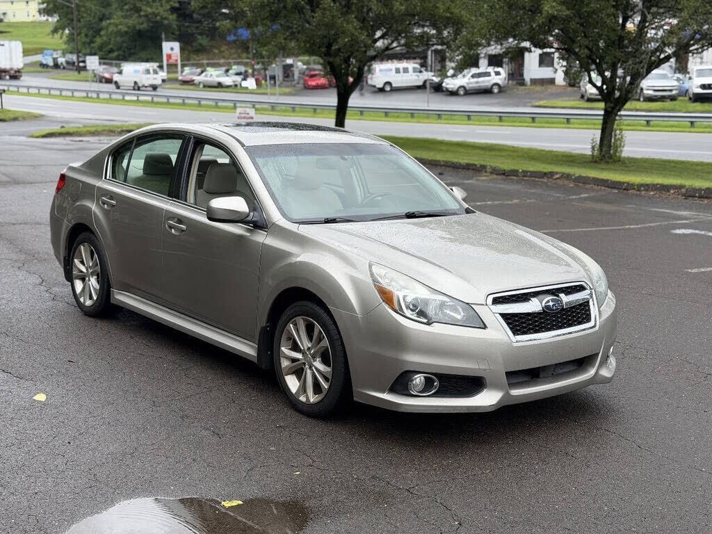 2014 SUBARU Legacy