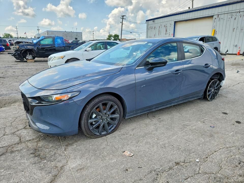 2026 MAZDA Mazda3