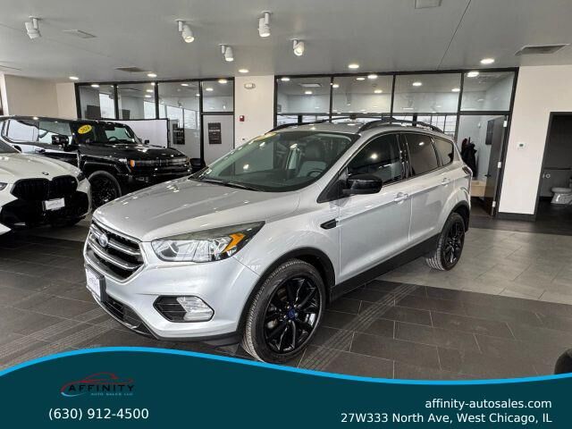 2017 FORD Escape
