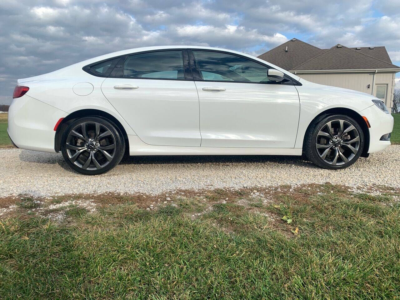 2015 CHRYSLER 200