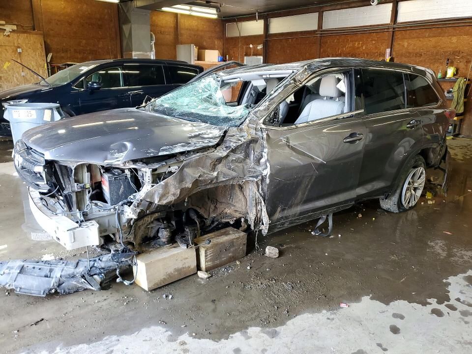 2014 TOYOTA Highlander
