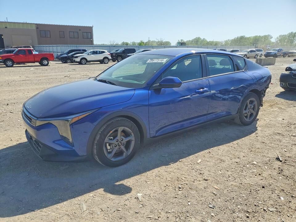 2025 KIA K4