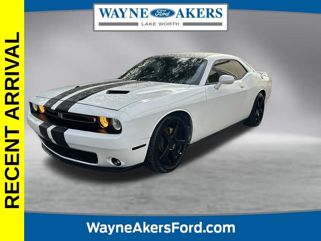 2016 DODGE Challenger