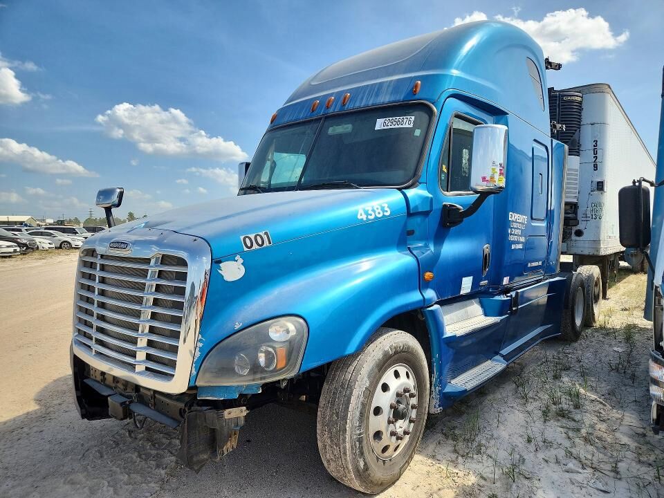 2016 FREIGHTLINER Cascadia
