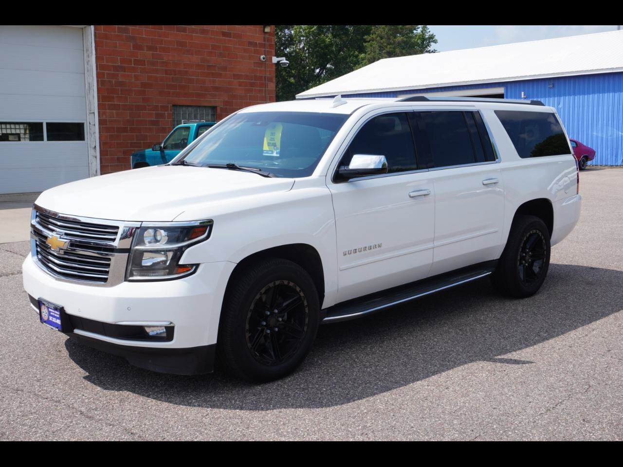 2017 CHEVROLET Suburban