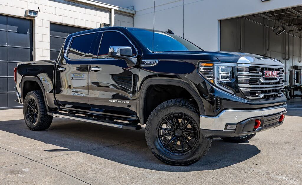 2025 GMC Sierra