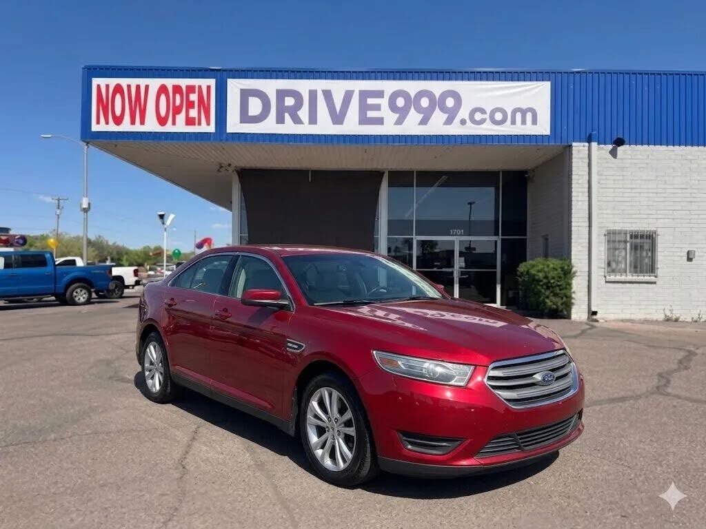 2016 FORD Taurus