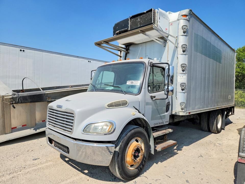 2006 FREIGHTLINER M2