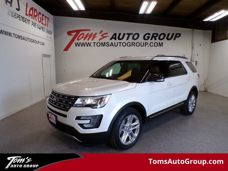 2017 FORD Explorer