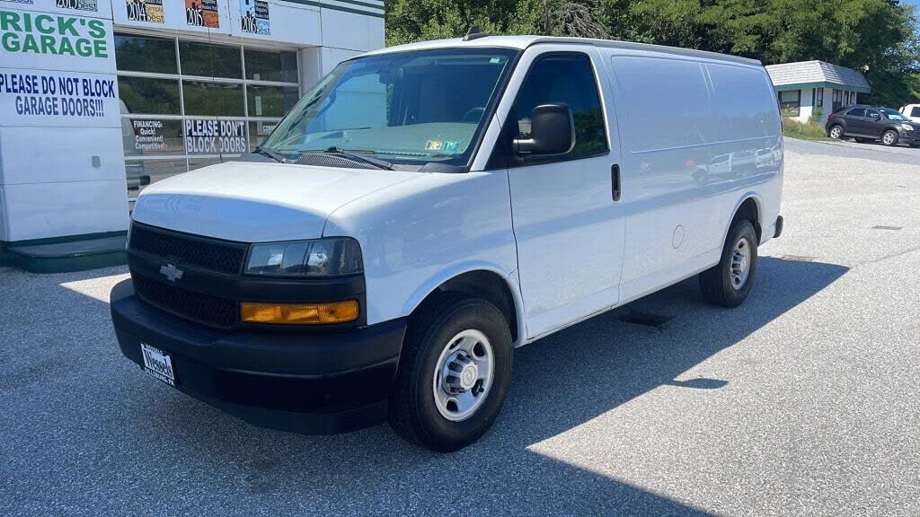 2020 CHEVROLET Express