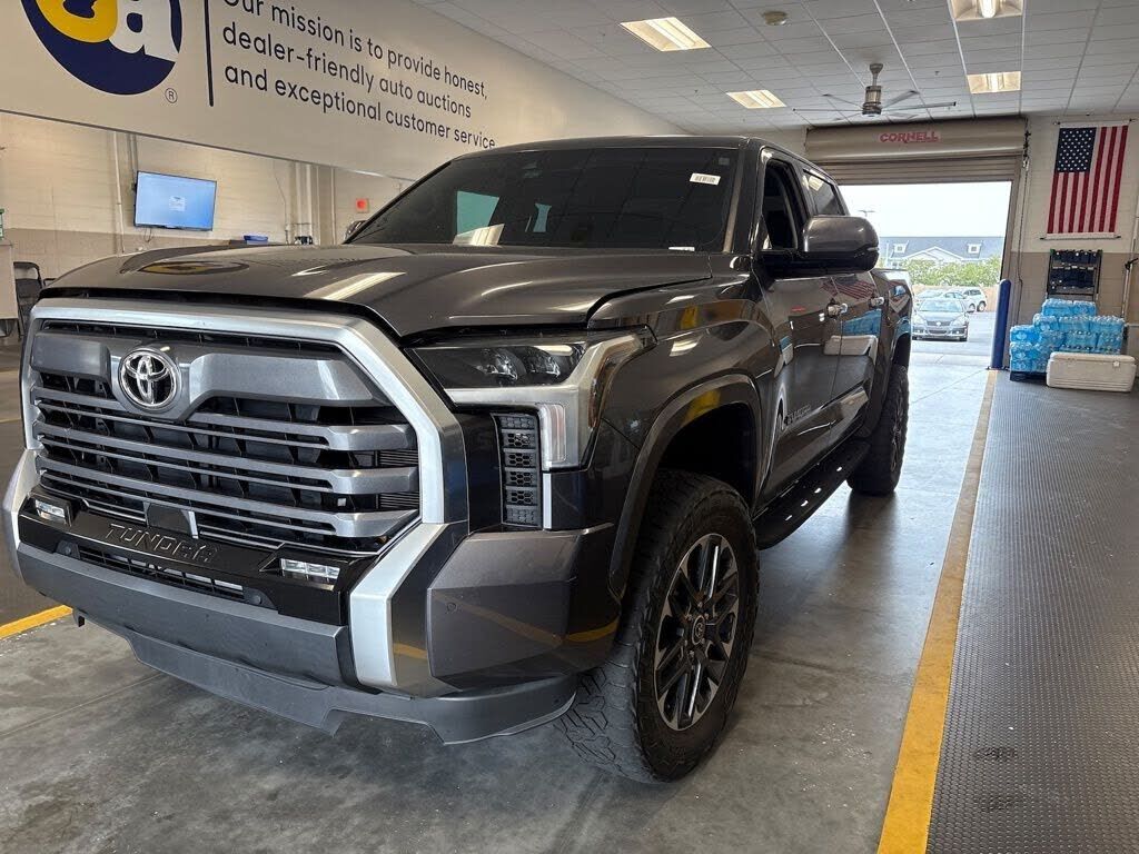 2023 TOYOTA Tundra