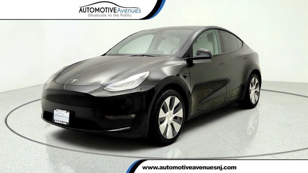 2021 TESLA Model Y