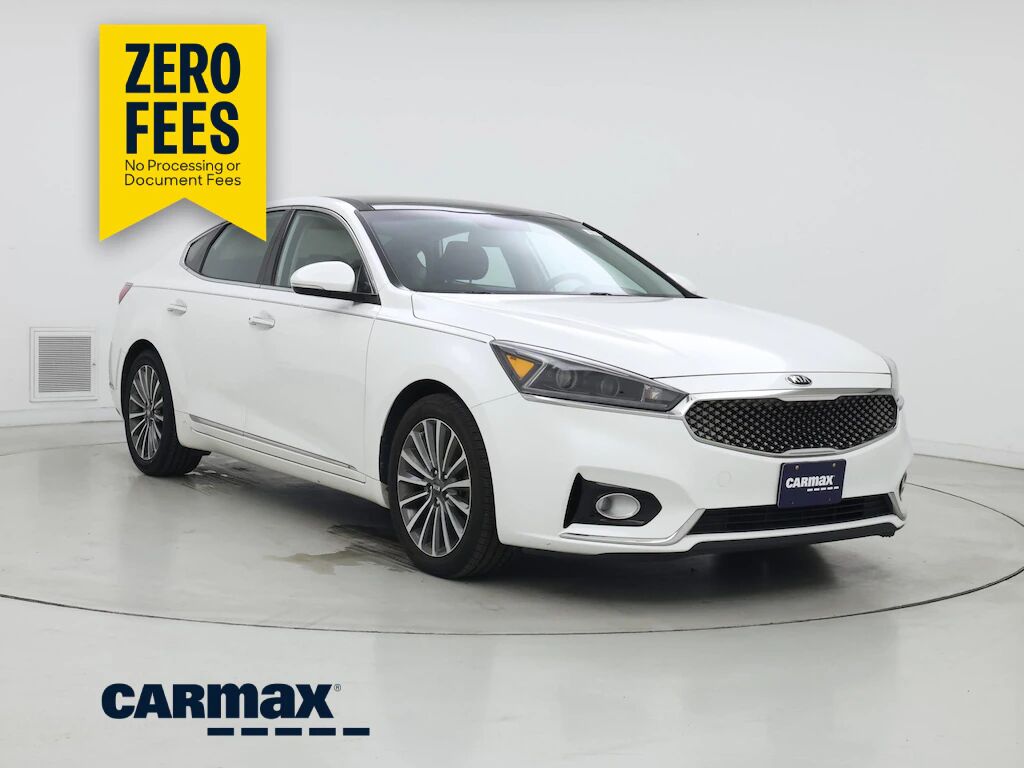 2017 KIA Cadenza