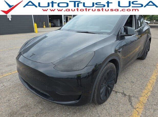 2023 TESLA Model Y