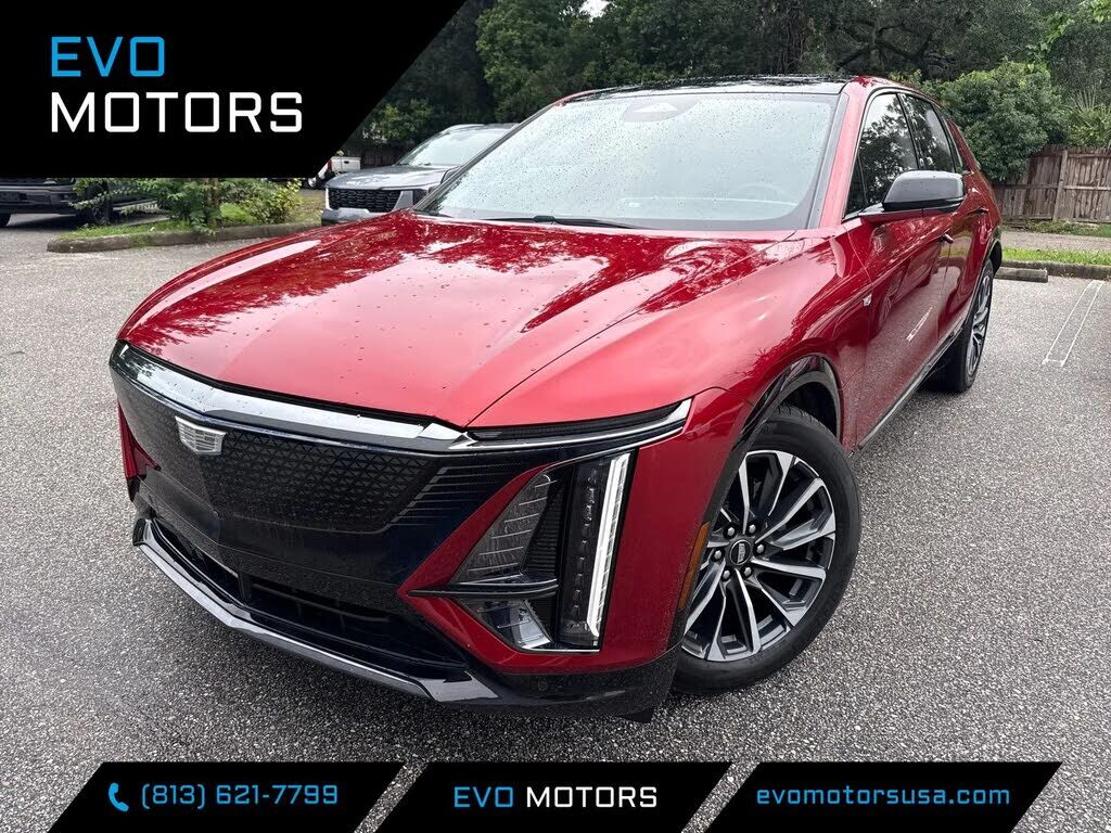2024 CADILLAC Lyriq
