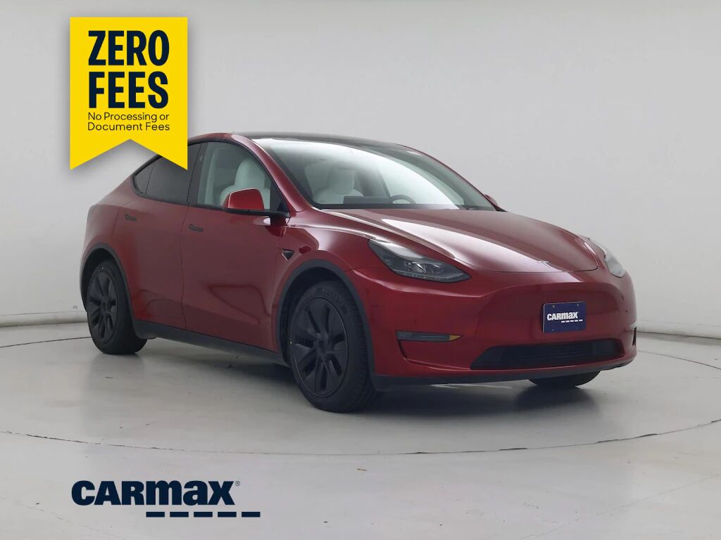 2025 TESLA Model Y