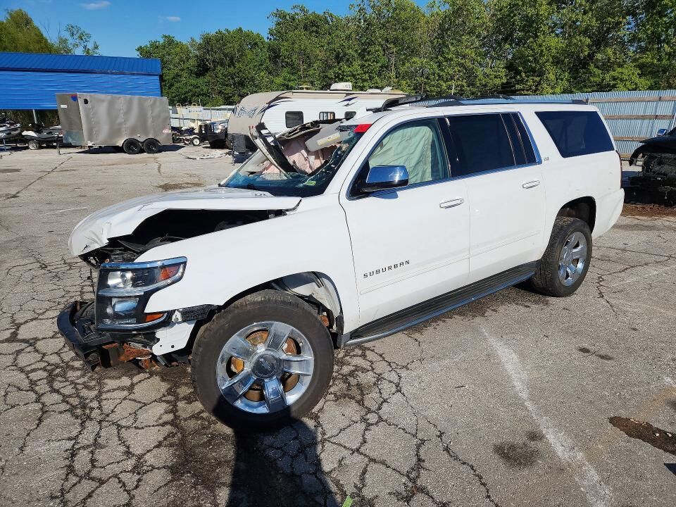 2016 CHEVROLET Suburban
