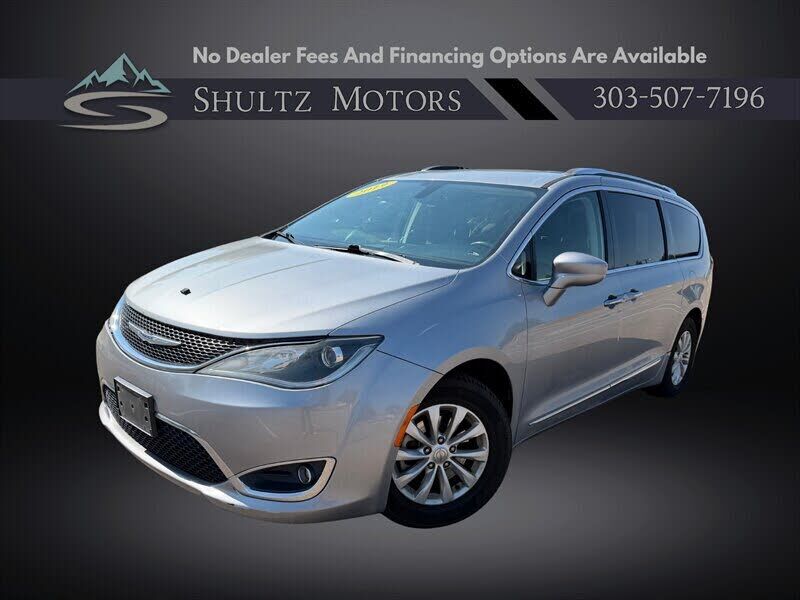 2019 CHRYSLER Pacifica