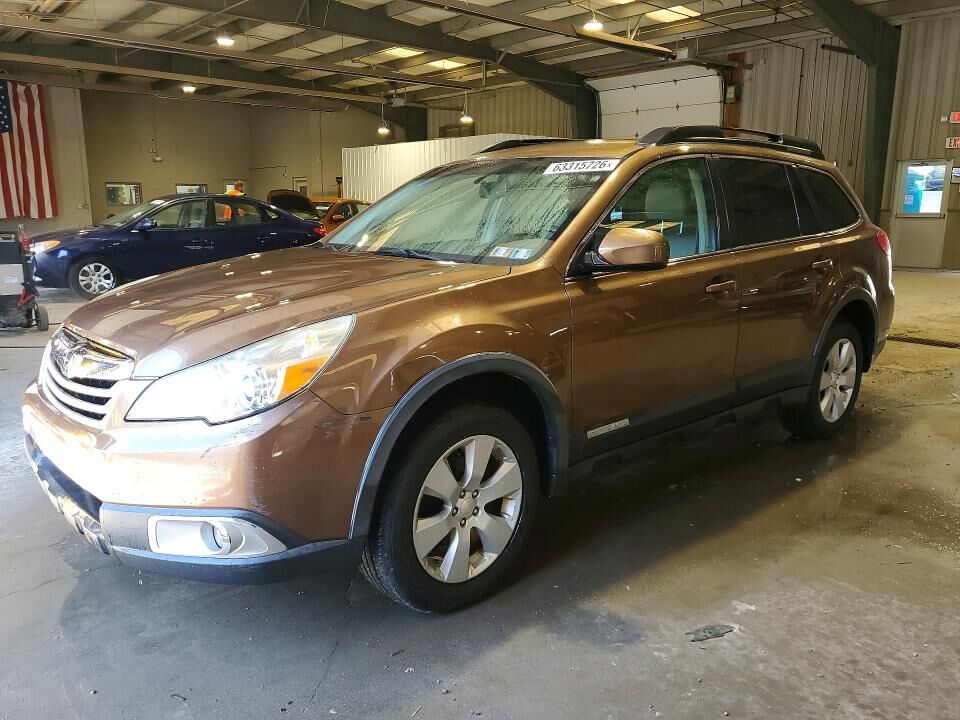 2012 SUBARU Outback