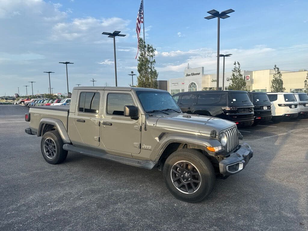2022 JEEP Gladiator