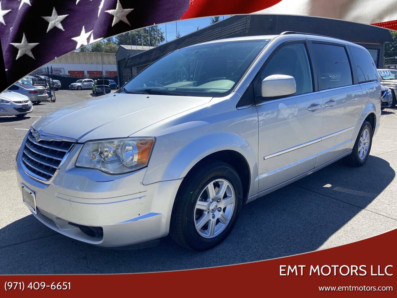 2010 CHRYSLER Town and Country