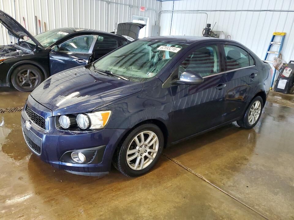 2015 CHEVROLET Sonic