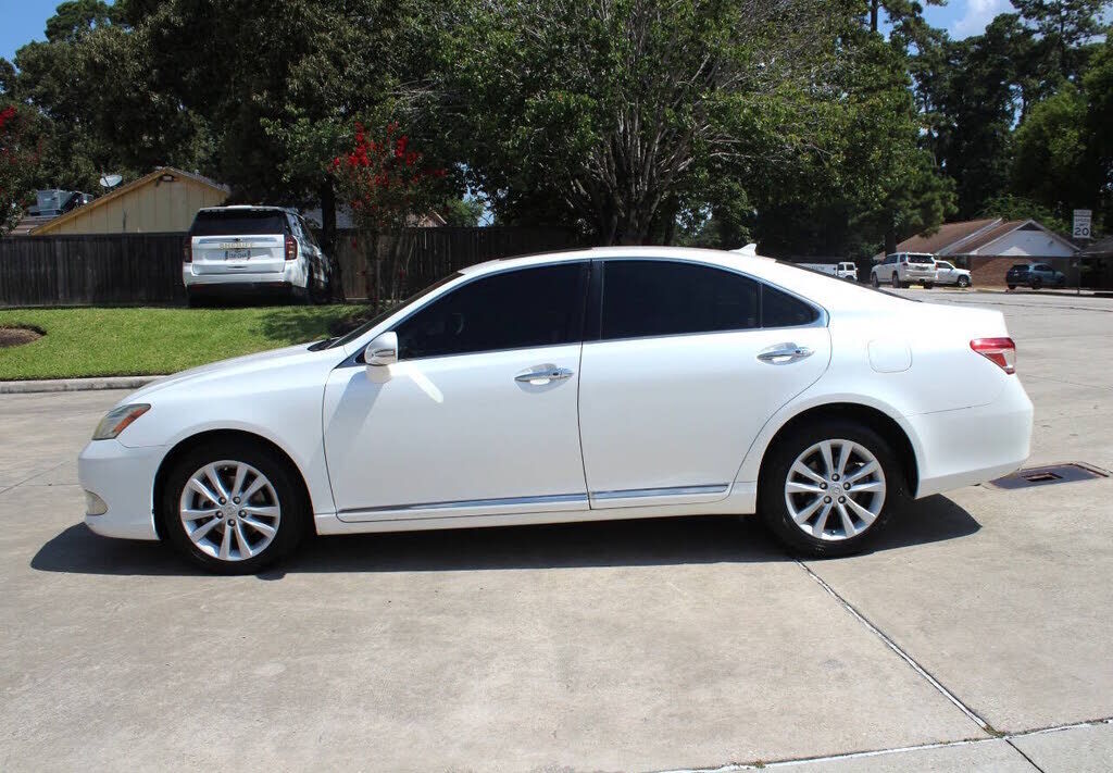 2010 LEXUS ES