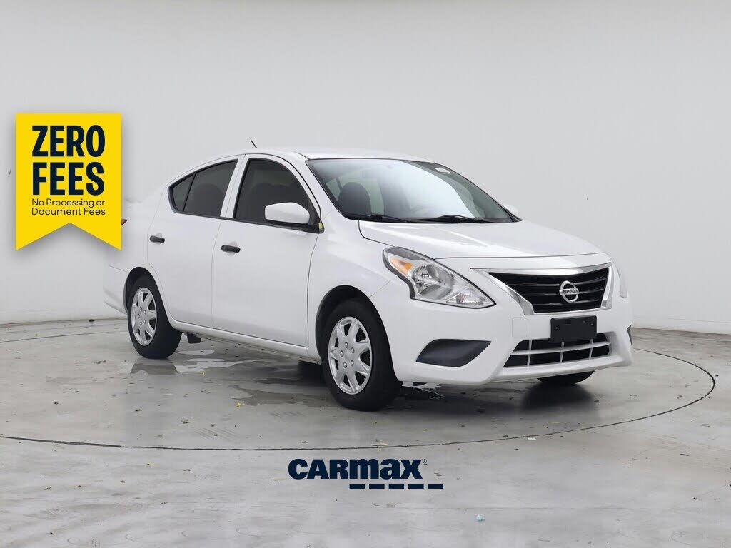 2016 NISSAN Versa