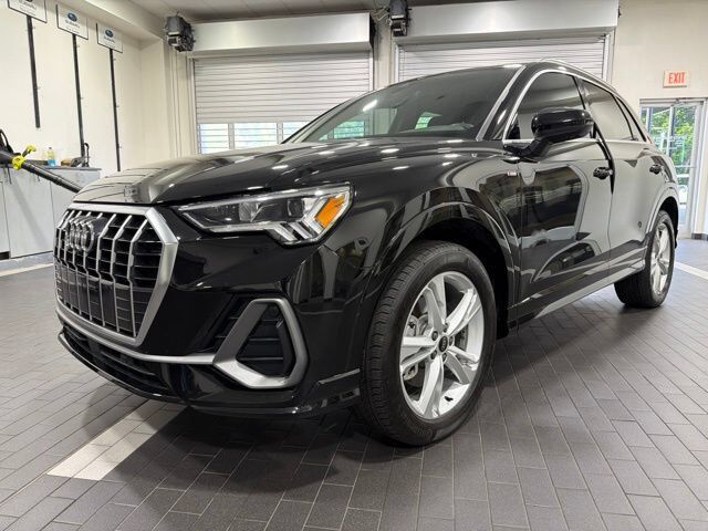 2023 AUDI Q3