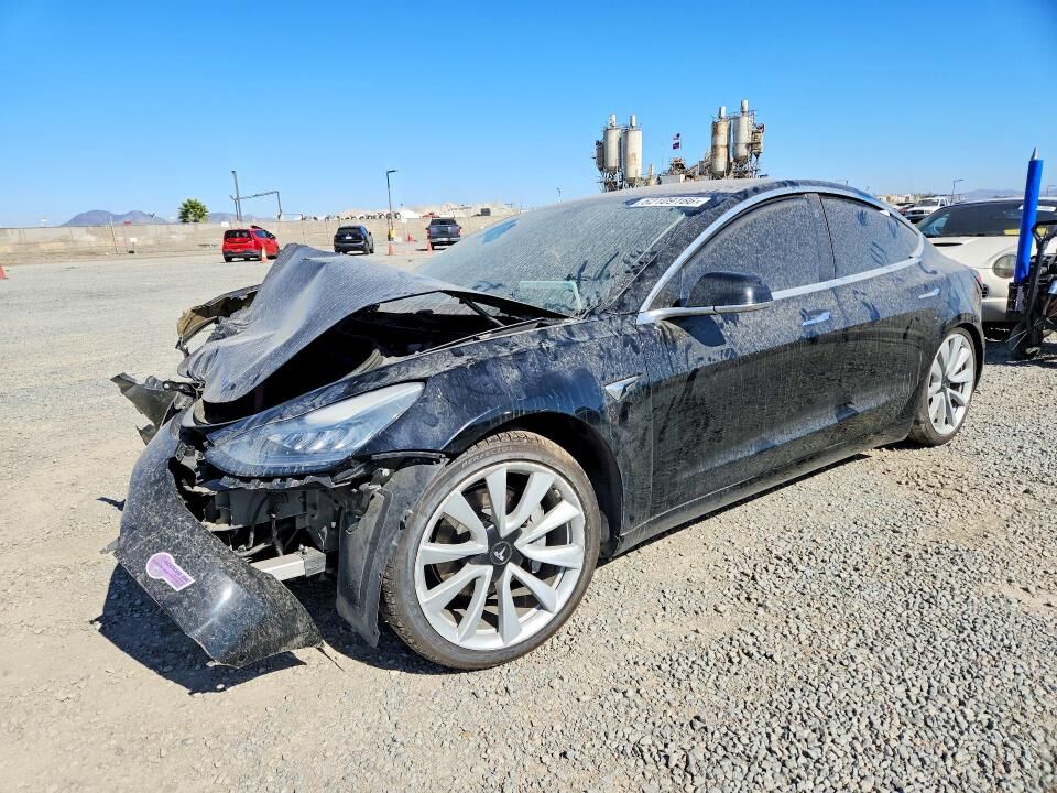 2018 TESLA Model 3