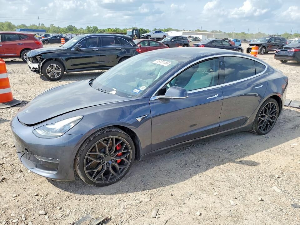 2019 TESLA Model 3
