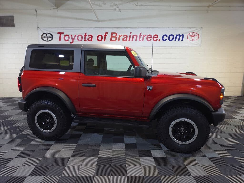 2023 FORD Bronco