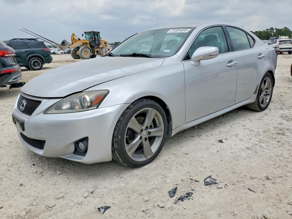 2011 LEXUS IS