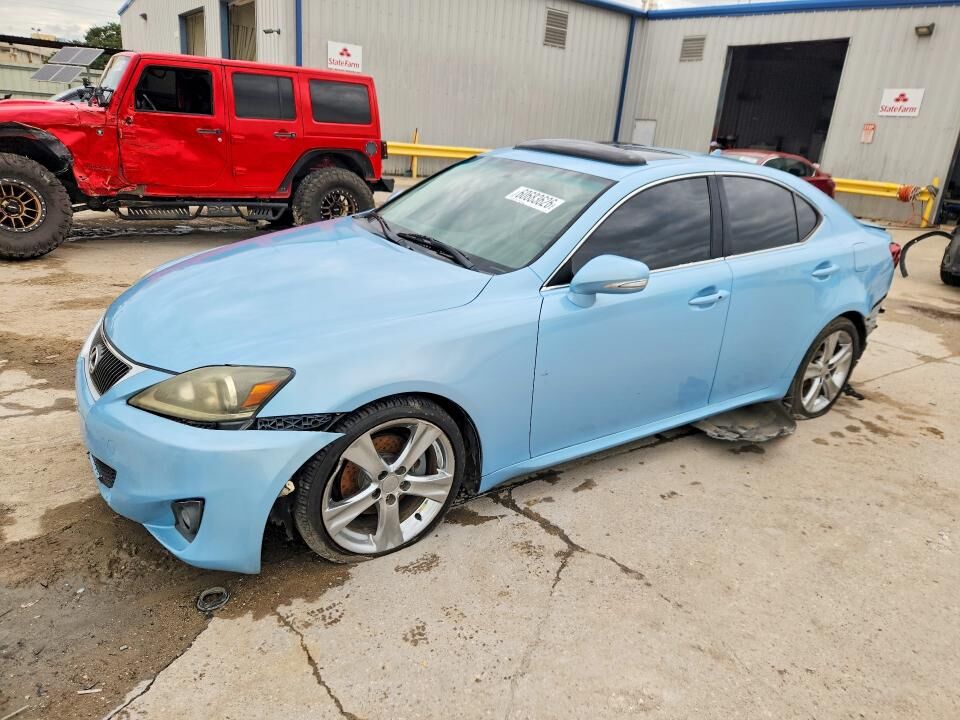 2011 LEXUS IS