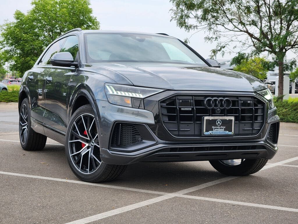 2021 AUDI Q8