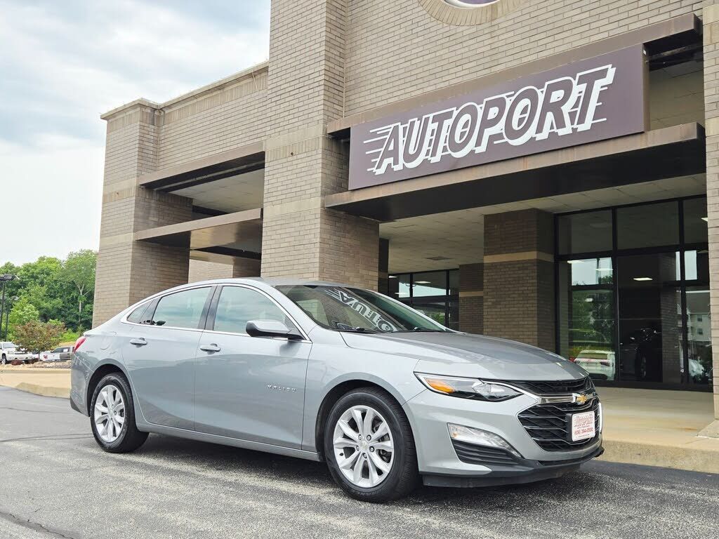 2024 CHEVROLET Malibu
