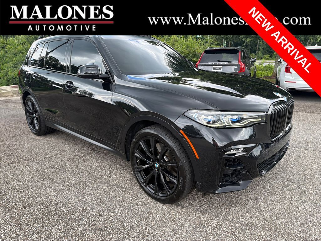 2022 BMW X7