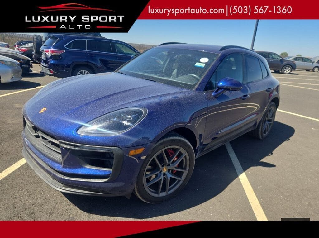 2023 PORSCHE Macan