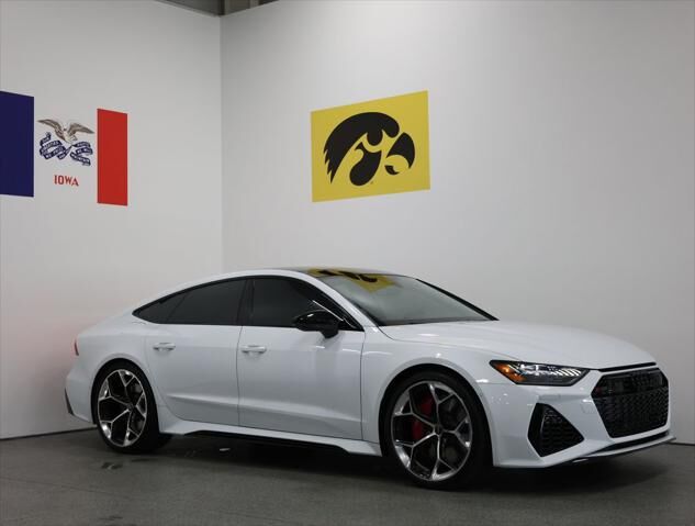 2025 AUDI RS 7