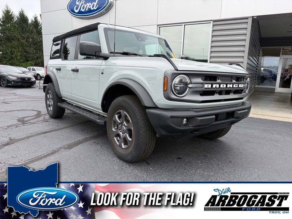 2023 FORD Bronco