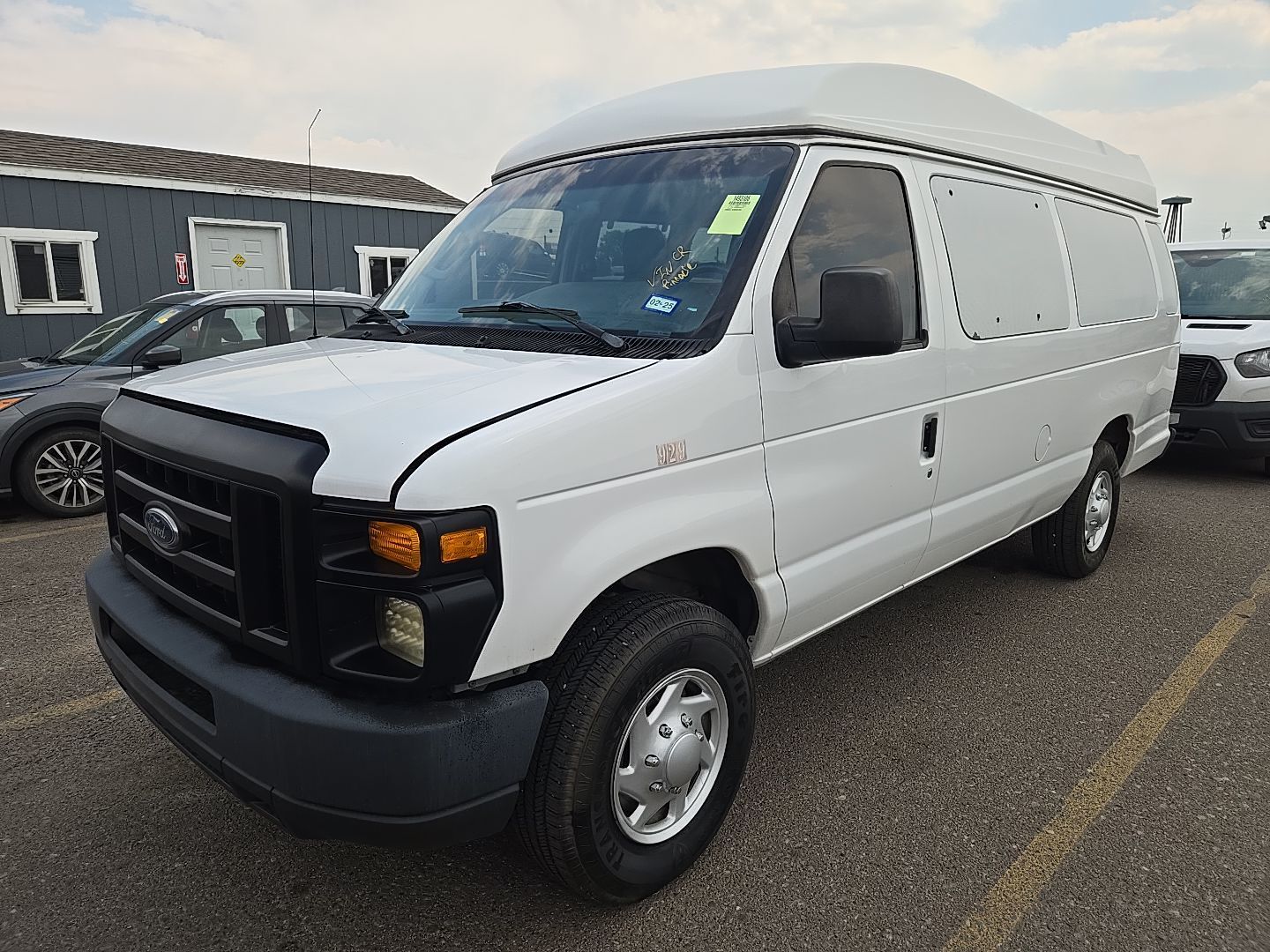 Ford E-250