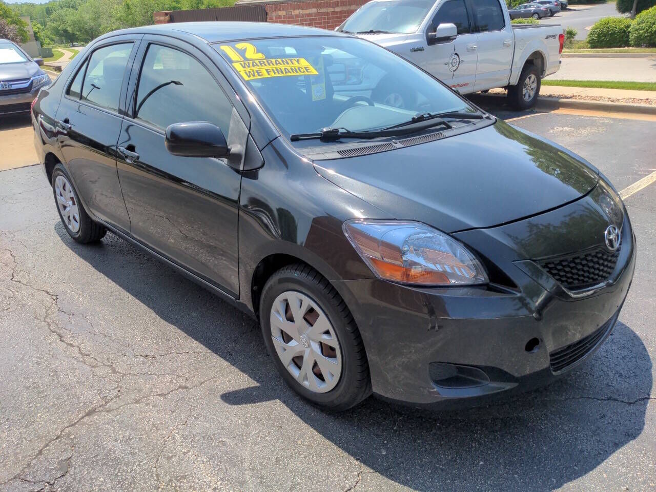 2012 TOYOTA Yaris