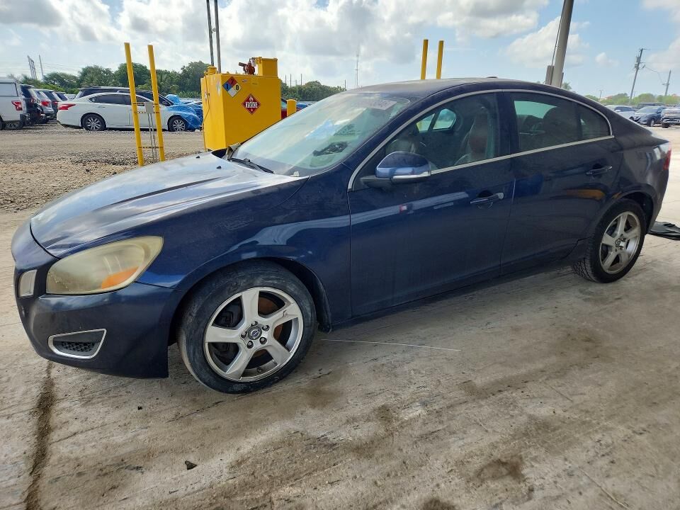 2012 VOLVO S60