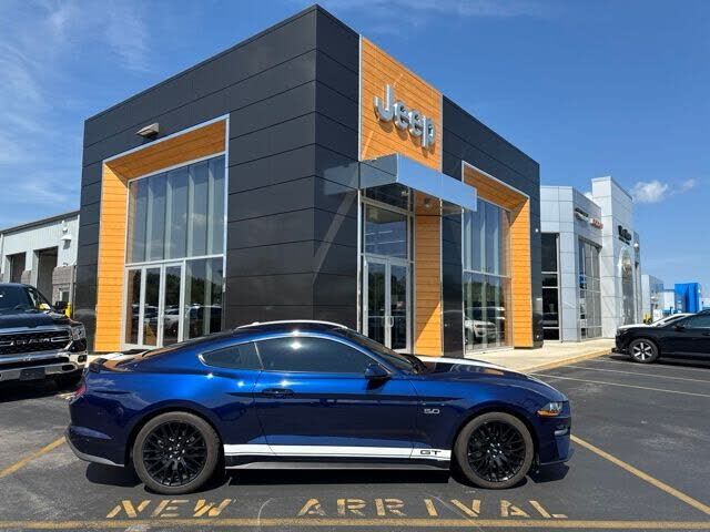 2019 FORD Mustang