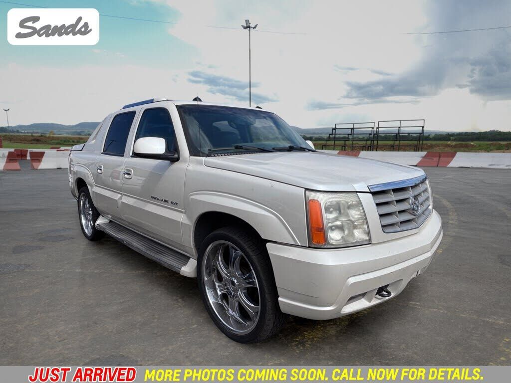 2005 CADILLAC Escalade
