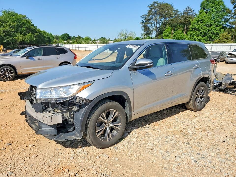 2017 TOYOTA Highlander