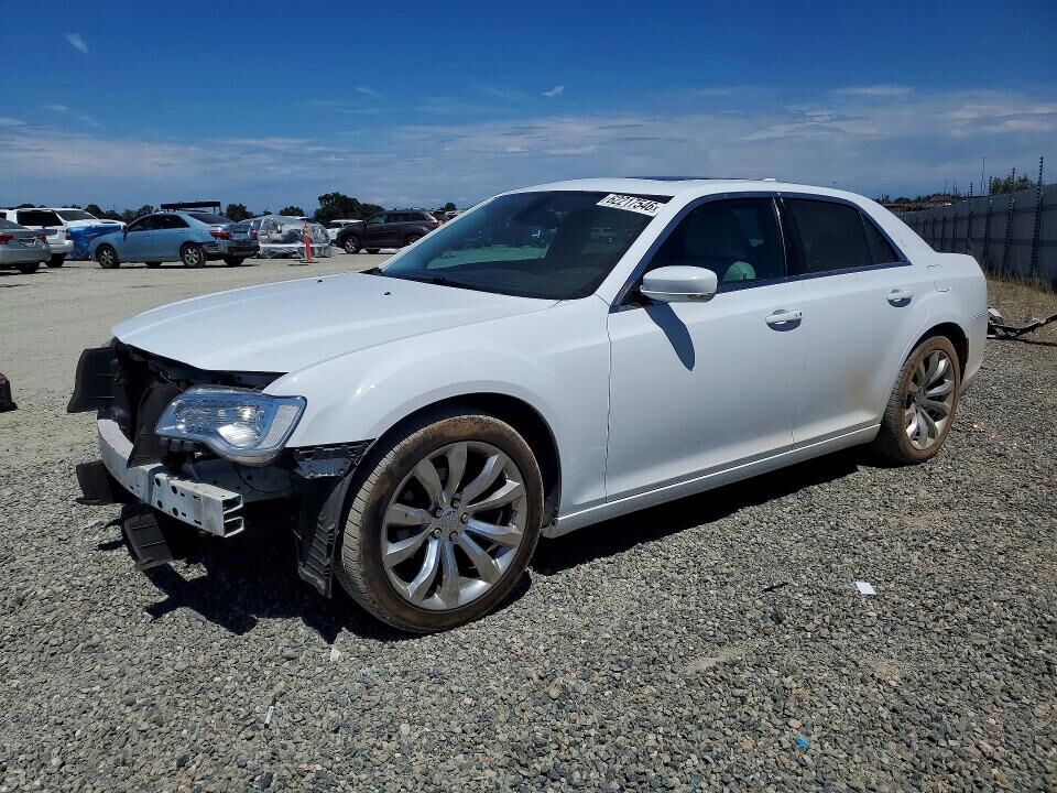 2016 CHRYSLER 300