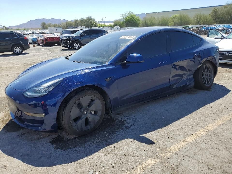 2018 TESLA Model 3