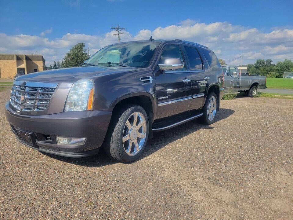2010 CADILLAC Escalade