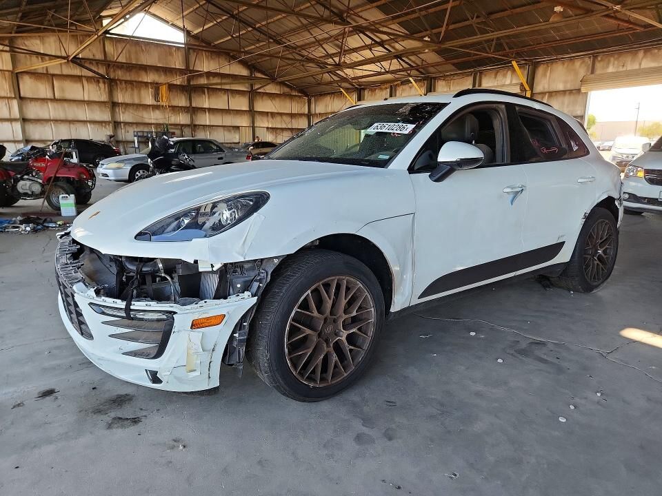 2018 PORSCHE Macan